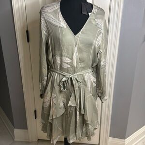 NWT Halston Heritage light sage w/pink accent GORGEOUS size L